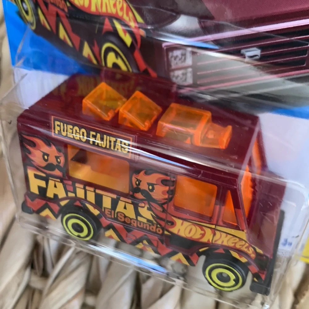 Quick Bite Hot Wheels Fuego Fajita Mexican Fast Food Lunch Truck Van Hotwheels